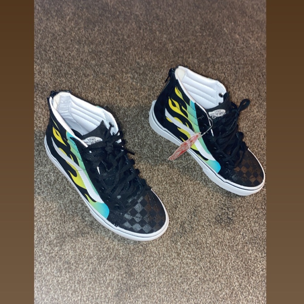 Sk8-Hi Zip Sneaker